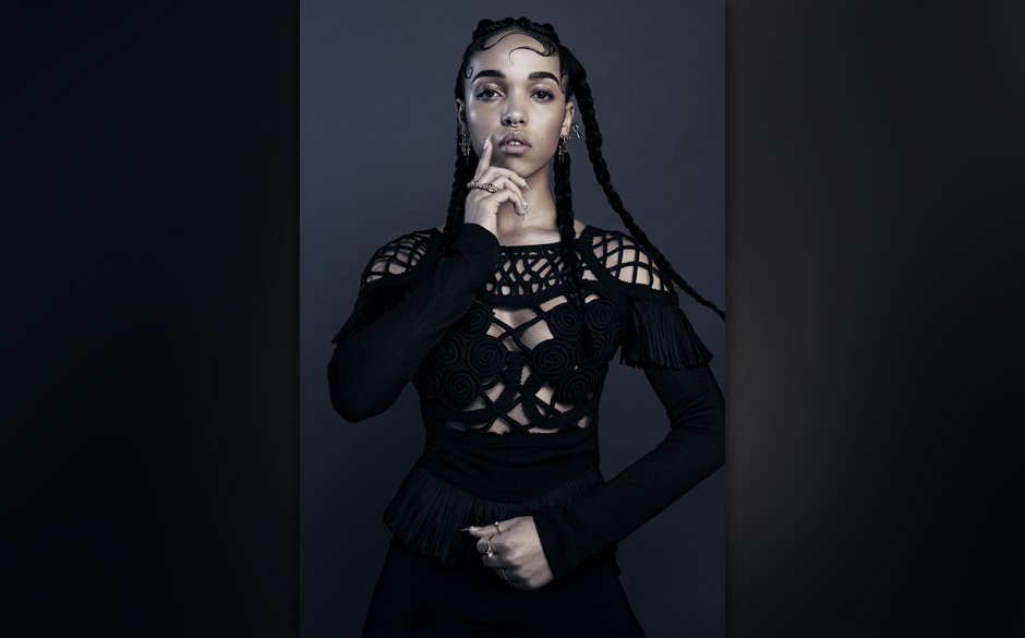 FKA twigs - Press 2 - Credit- Dominic Sheldon_klein.jpeg.jpg