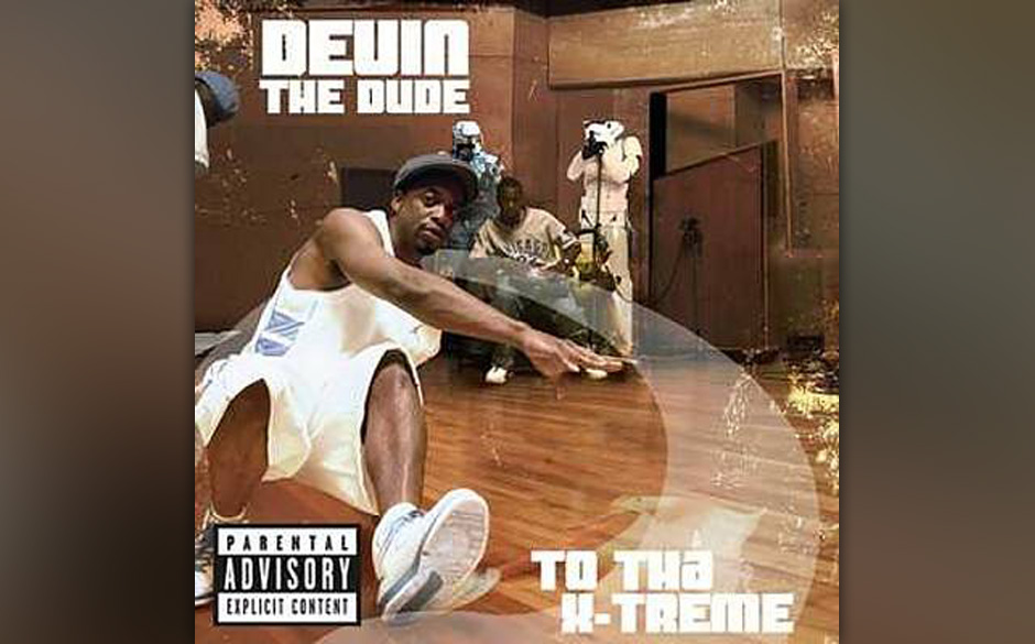 Devin The Dude - TO THA X-TREME (2004)
Kiffen kann er, der Dude. Und Rappen auch, auf seine ureigene Weise. Der sirupsüß...