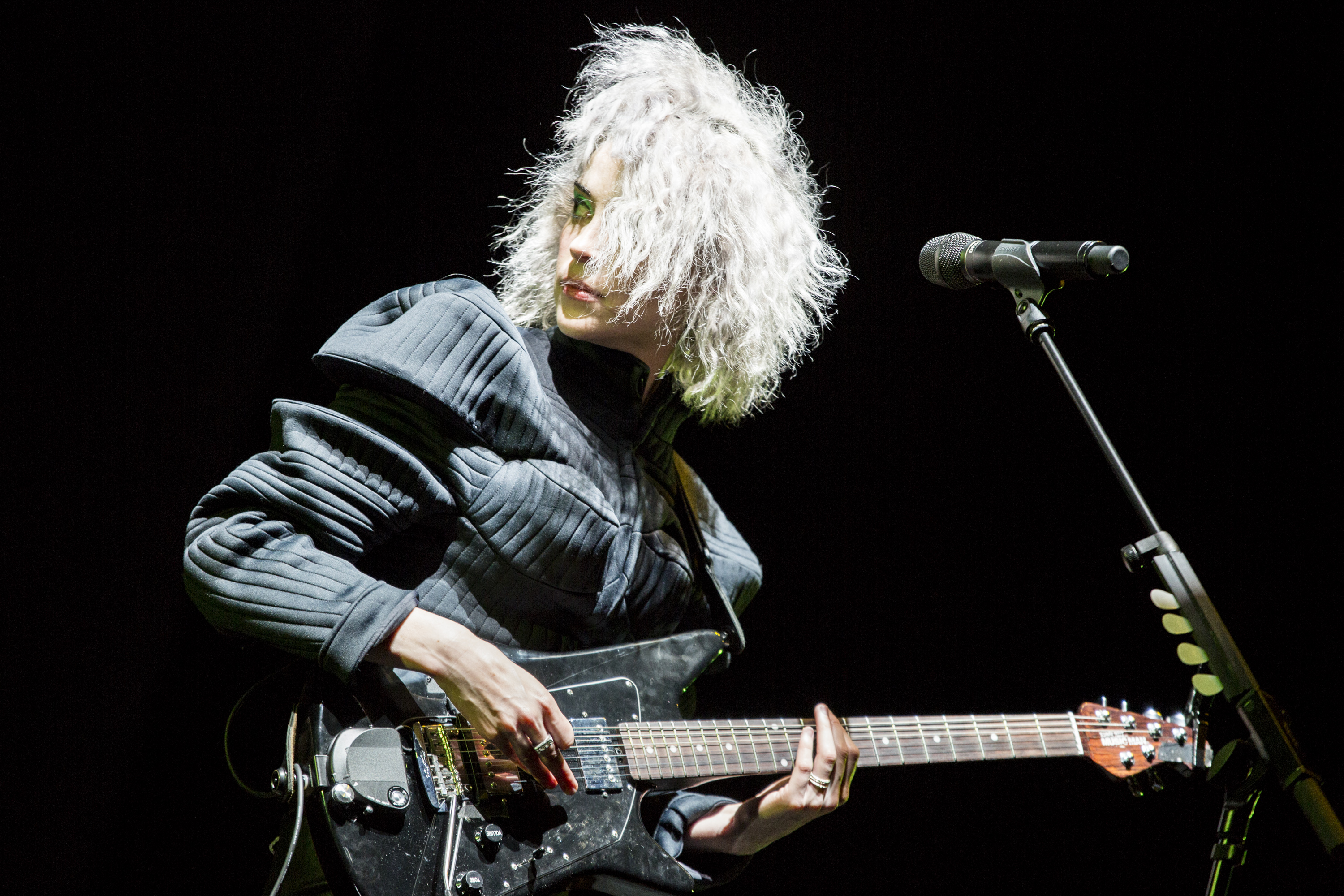 St. Vincent 

Fr., 7.11 Rolling Stone Weekender

Sa., 8.11 Linz, Posthof

So., 9.11 Basel, Kaserne Basel

Mo., 10.11 Stutt...