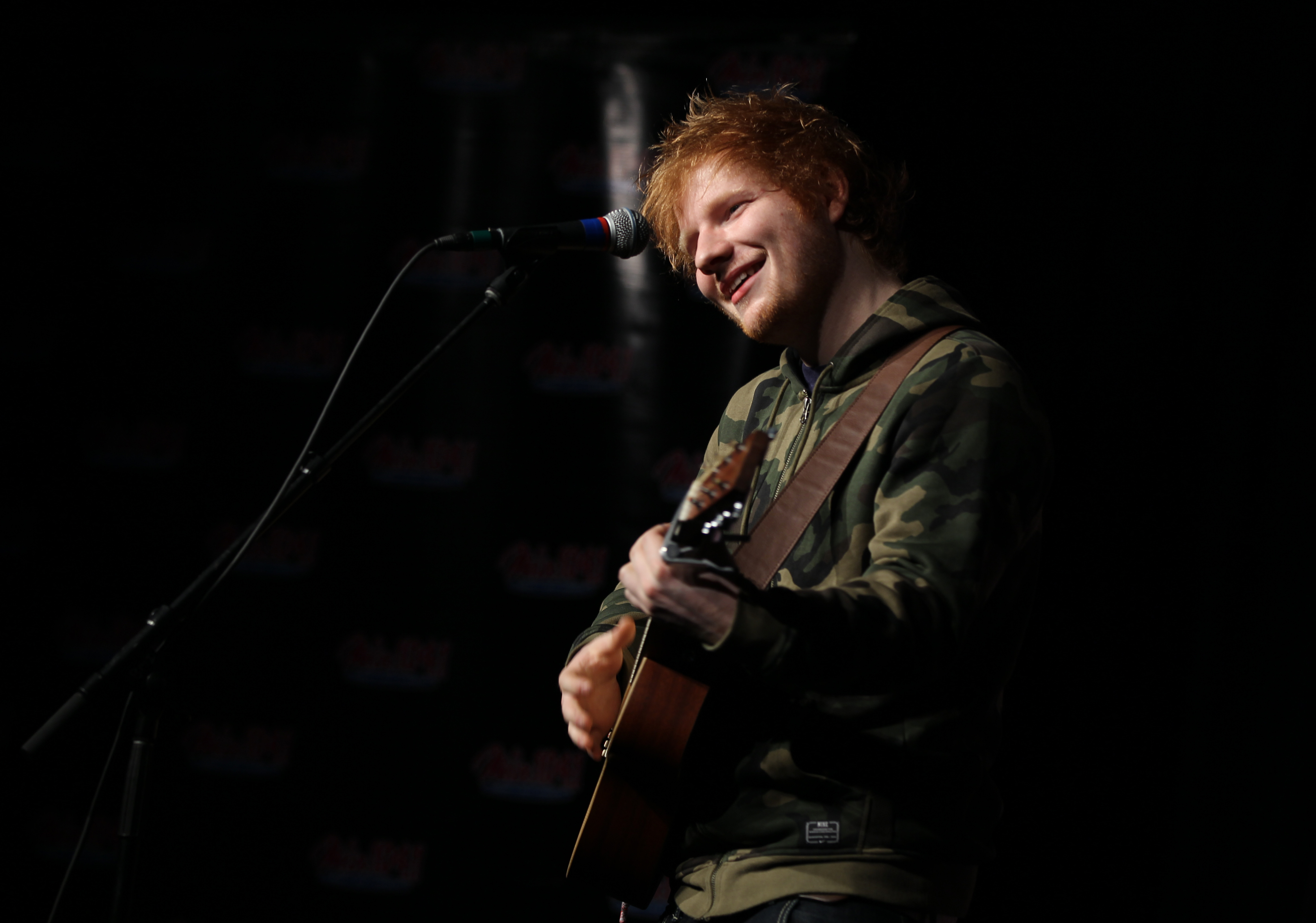 Ed Sheeran kann aus den letzten Jahren bereits zwei Grammy-Nominierungen vorweisen. Mit dem kommerziellen Mega-Erfolg sein...