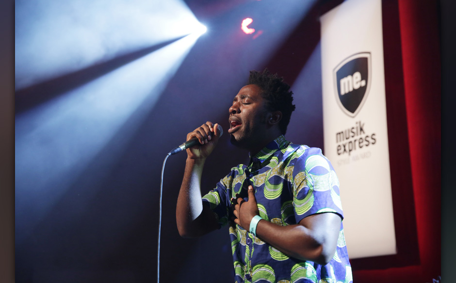 Kele bei seiner Live-Performance