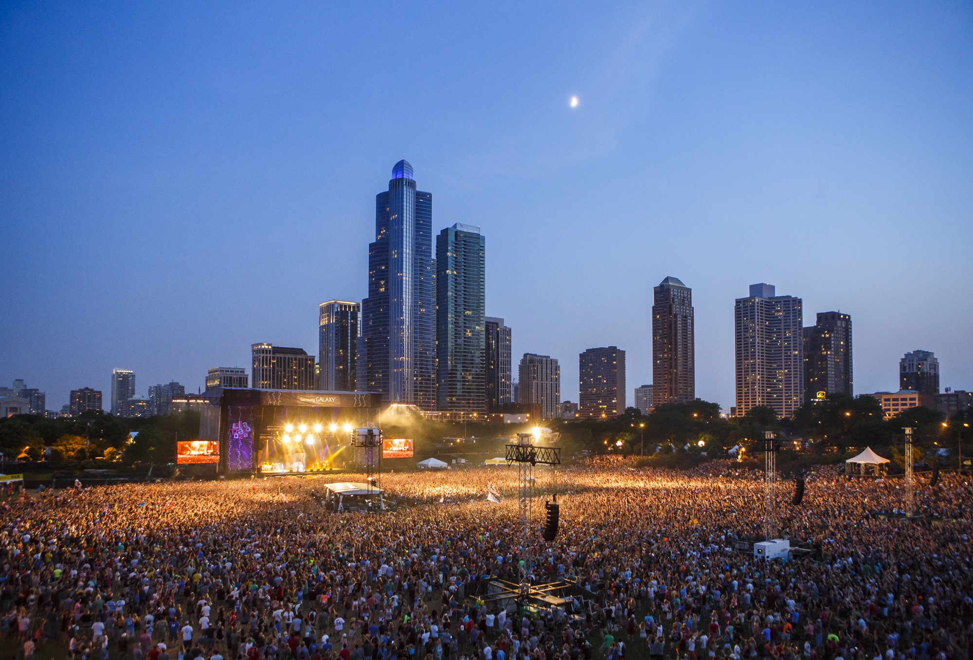 LOLLAPALOOZA_Aerial_(c)_Nick_Simonite_2.jpg