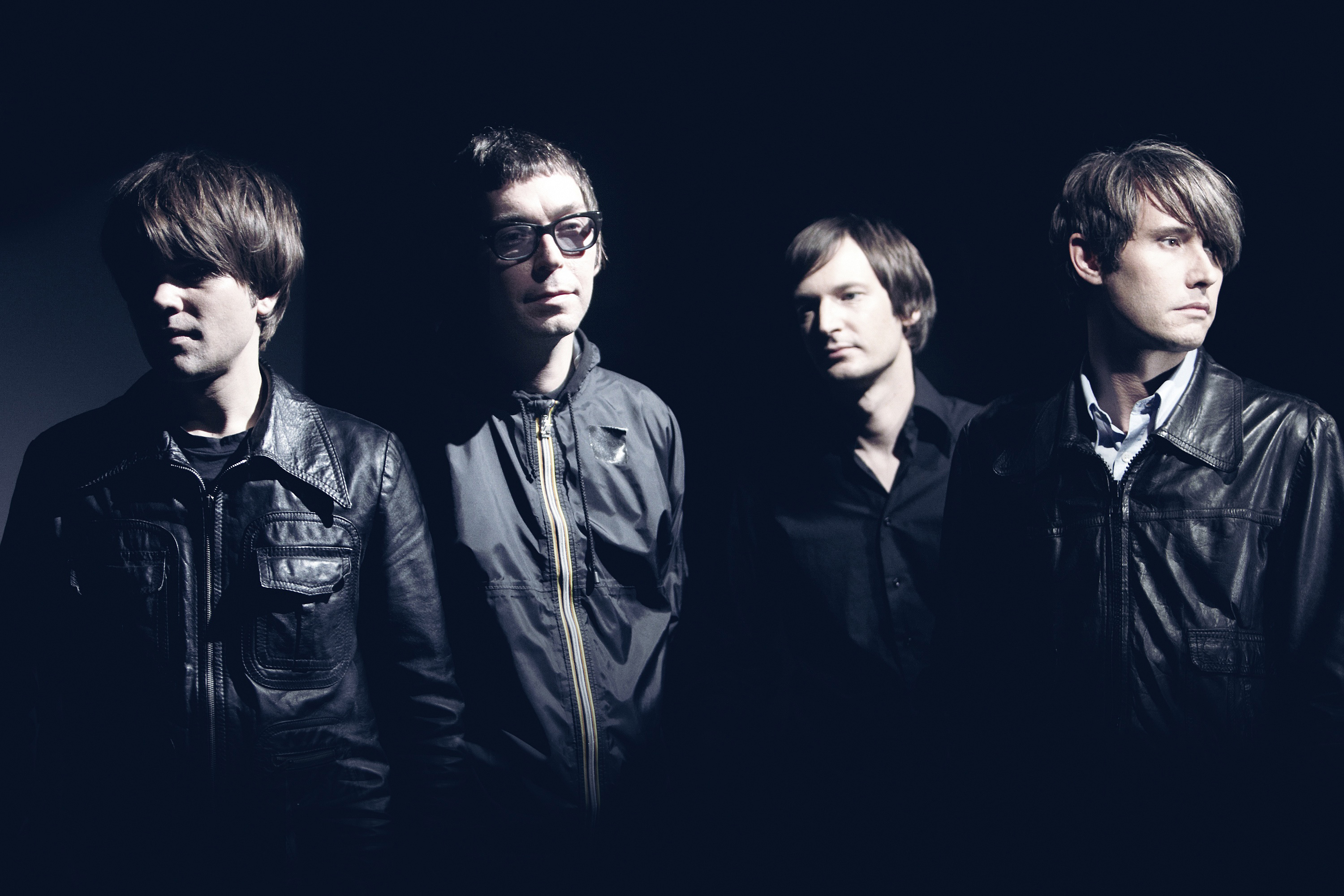 Tocotronic - Die Sache mit der Team Dresch Platte 
 
„Diese Harmonie! Diese wunderbaren Lieder!“ Dirk von Lowtzow war ...