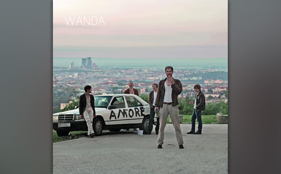 32. Wanda - AMORE