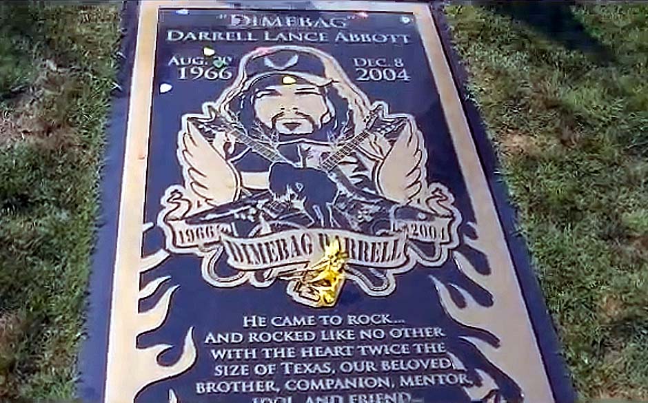 Dimebags Grabstein.jpg