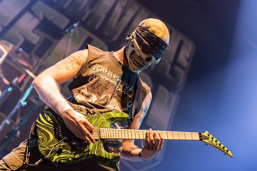 Dr Living Dead_0002.jpg