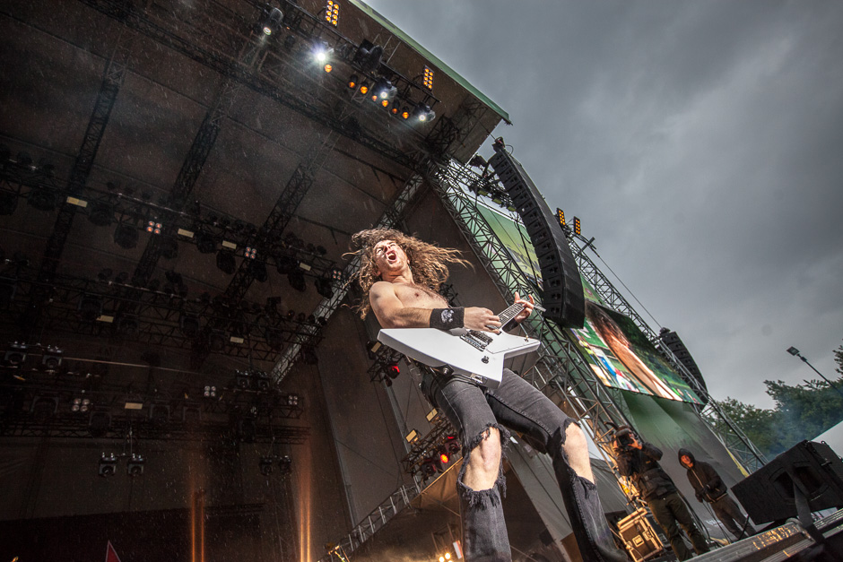 Airbourne-5.jpg
