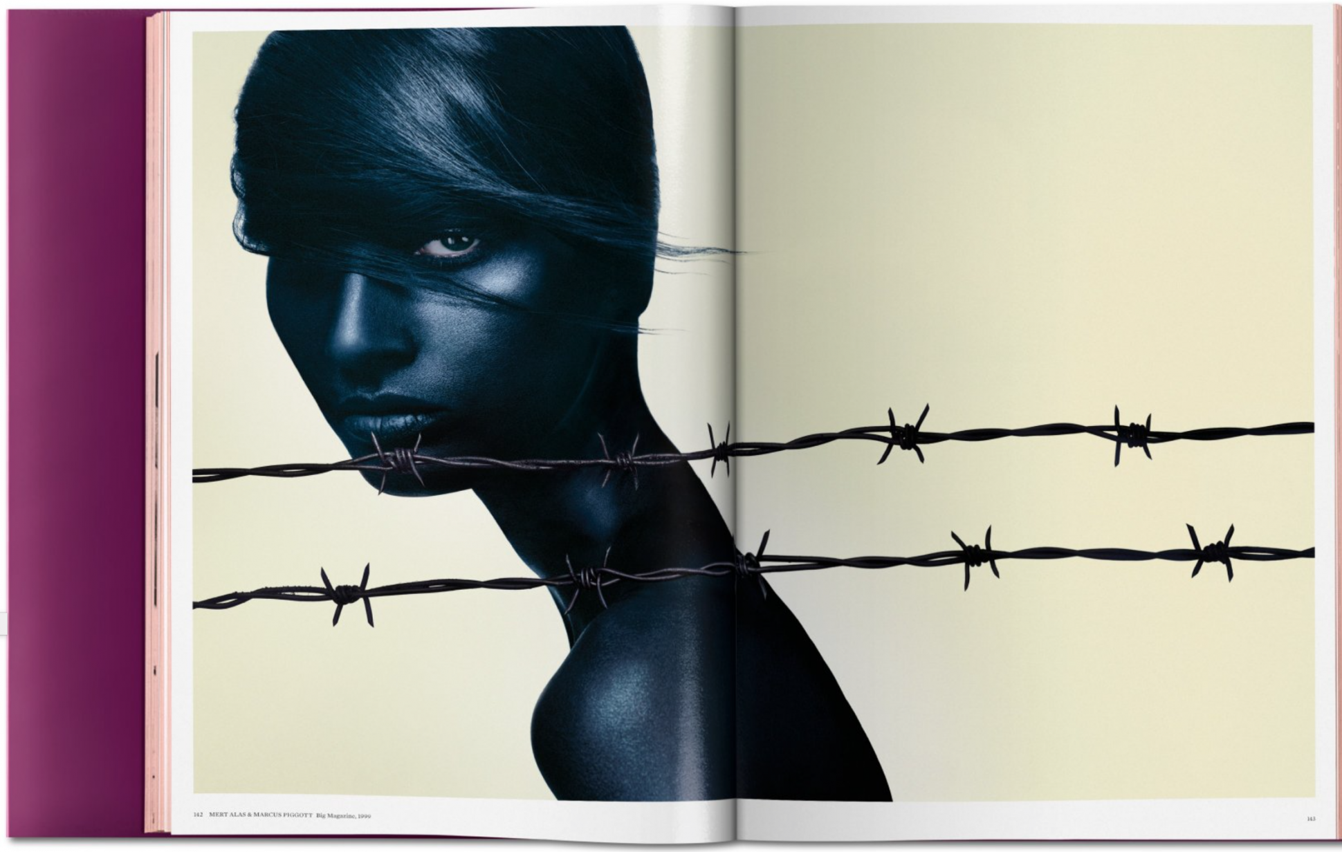 Gisele-Bundchen-Mert-Alas-and-Marcus-Piggott-1940x1232