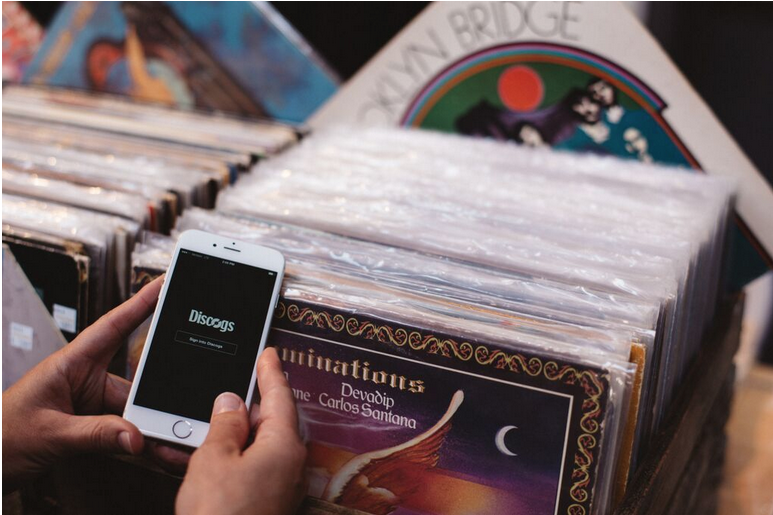 Bald lässt sich mit der Discogs-App auch Aufträge bei vinylize.it aufgeben.