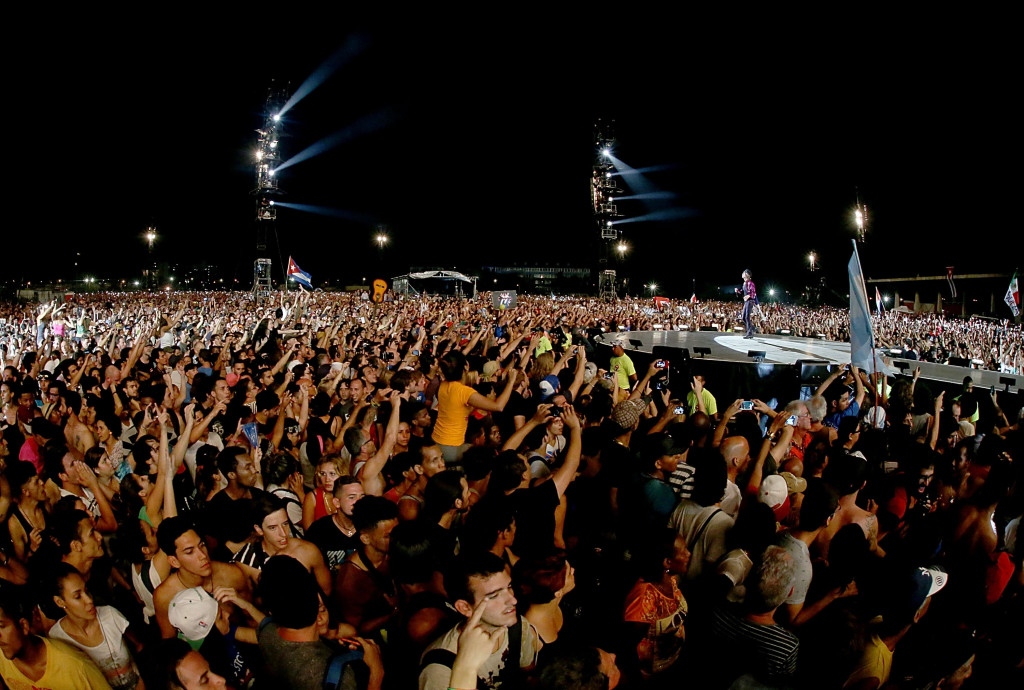 HAVANA, CUBA - MARCH 25:  Mick Jagger performs with the Rolling Stones at Ciudad Deportiva on March 25, 2016 in Havana, Cu...