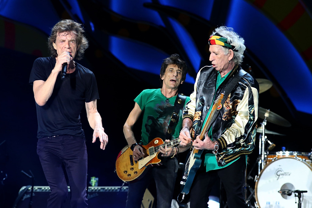 HAVANA, CUBA - MARCH 25:  (L - R) Mick Jagger, Ron Wood and Keith Richards perform with the Rolling Stones at Ciudad Depor...