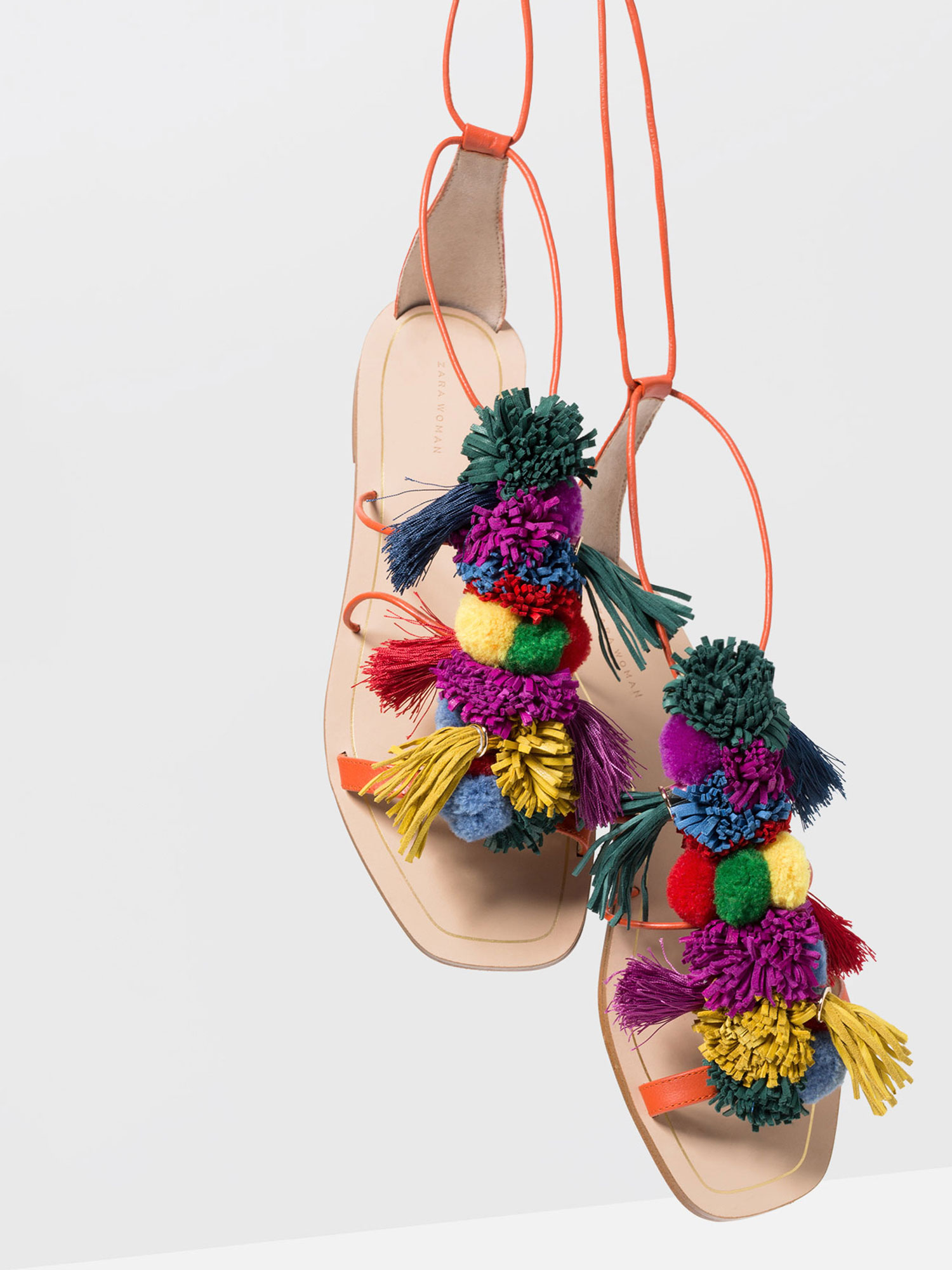 Trend-pompons-zara-1665101202_2_2_1