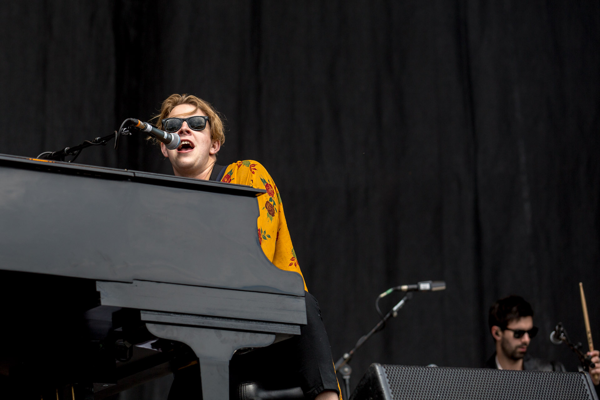 tom-odell-hurricane-festival-2016-4