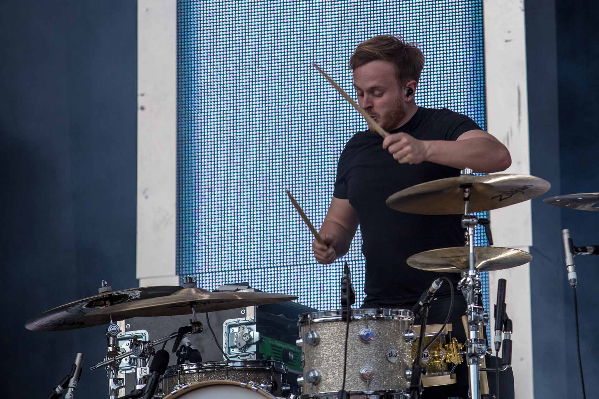 two-door-cinema-club-hurricane-festival-2016-3