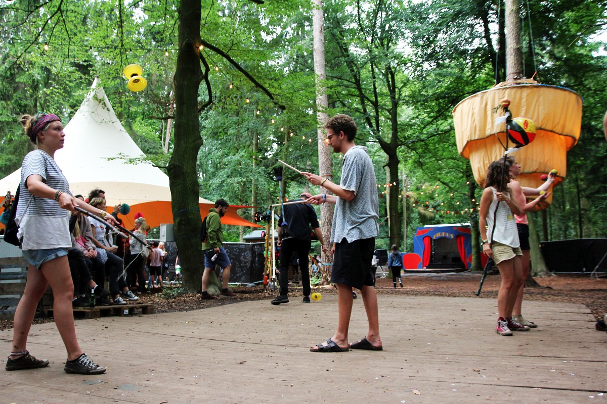 Atmosphäre beim Appletree Garden 2016