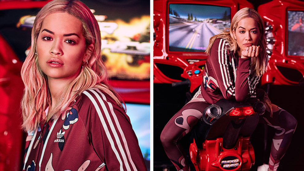 In einer weiteren Zusammenarbeit setzen Rita Ora und Adidas Originals der dunkleren Jahreszeit bunte Pieces entgegen.