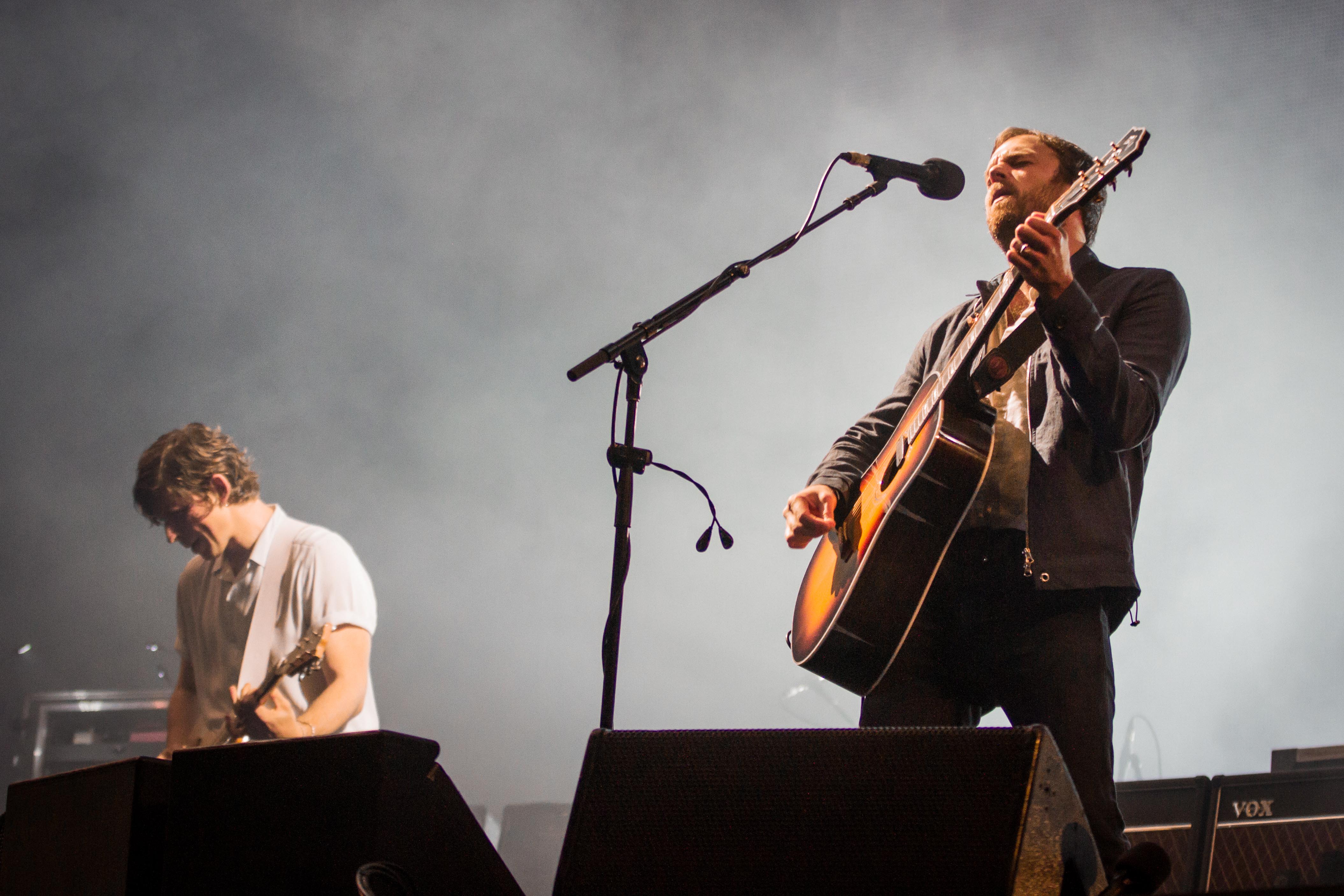 lollapalooza-kingsofleon-christinawenig-6