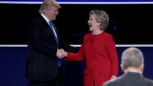 Hillary Clinton und Donald Trump beim TV-Duell in Hempstead/ New York