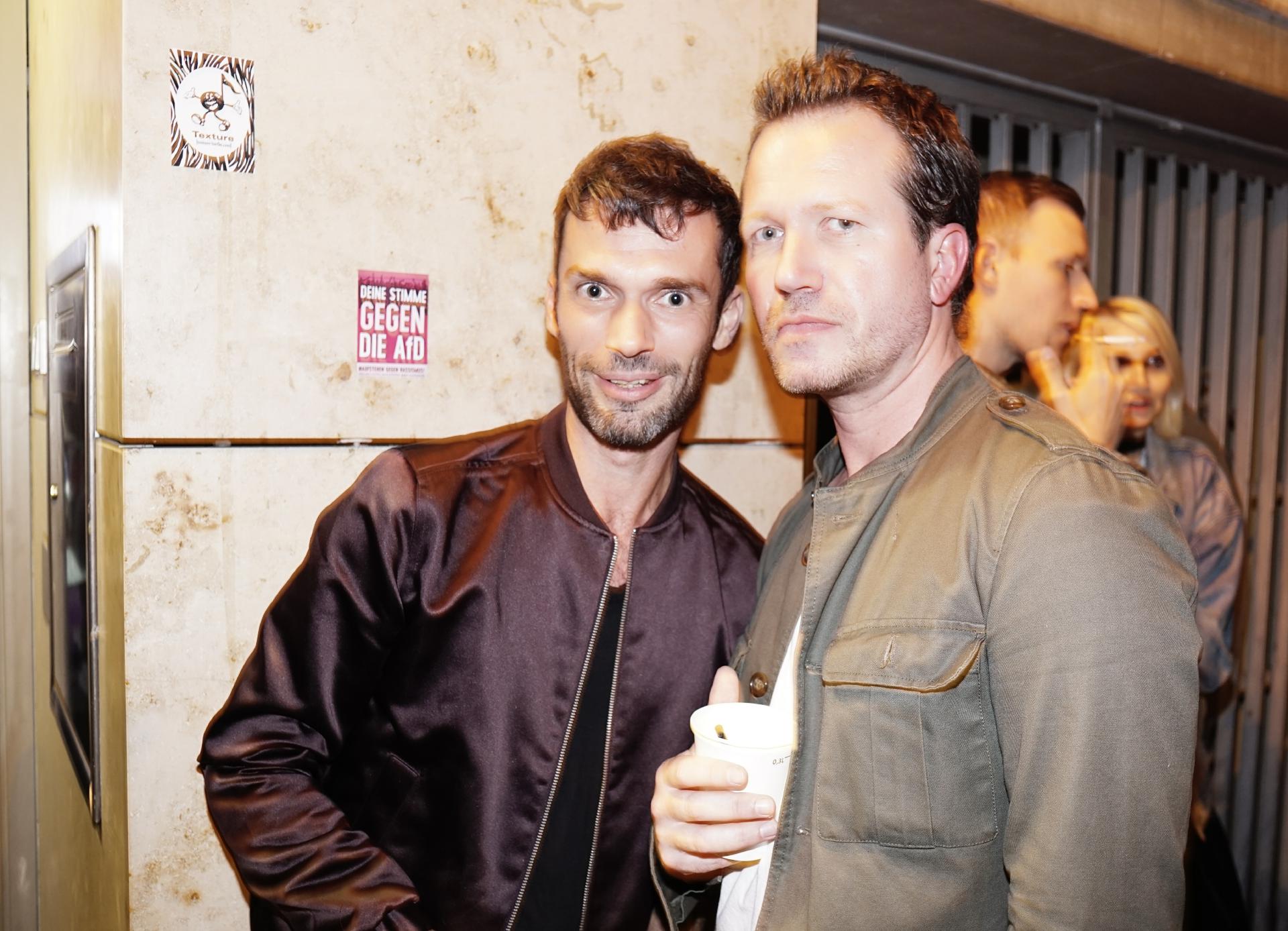 me-style-party-dandy-diner-past-forward-043