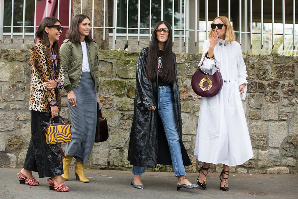 paris-fashion-week-street-style-oct-2016-ss-2017-033