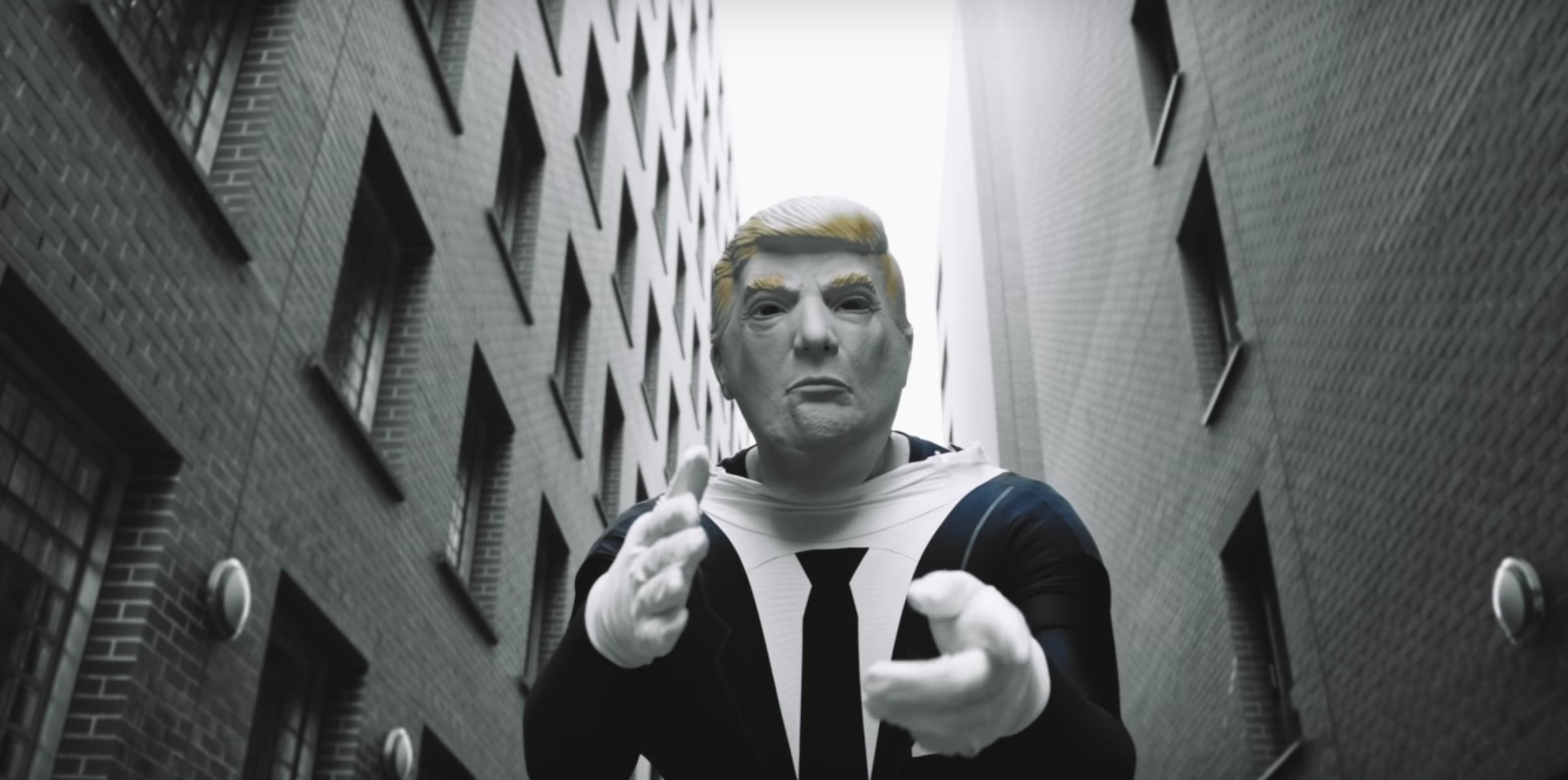 Donald Trump im Video von Bass Sultan Hengzt