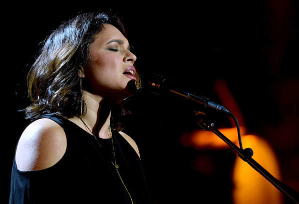 LOS ANGELES, CA - FEBRUARY 10: Musician Norah Jones performs onstage during MusiCares Person of the Year honoring Tom Pet...