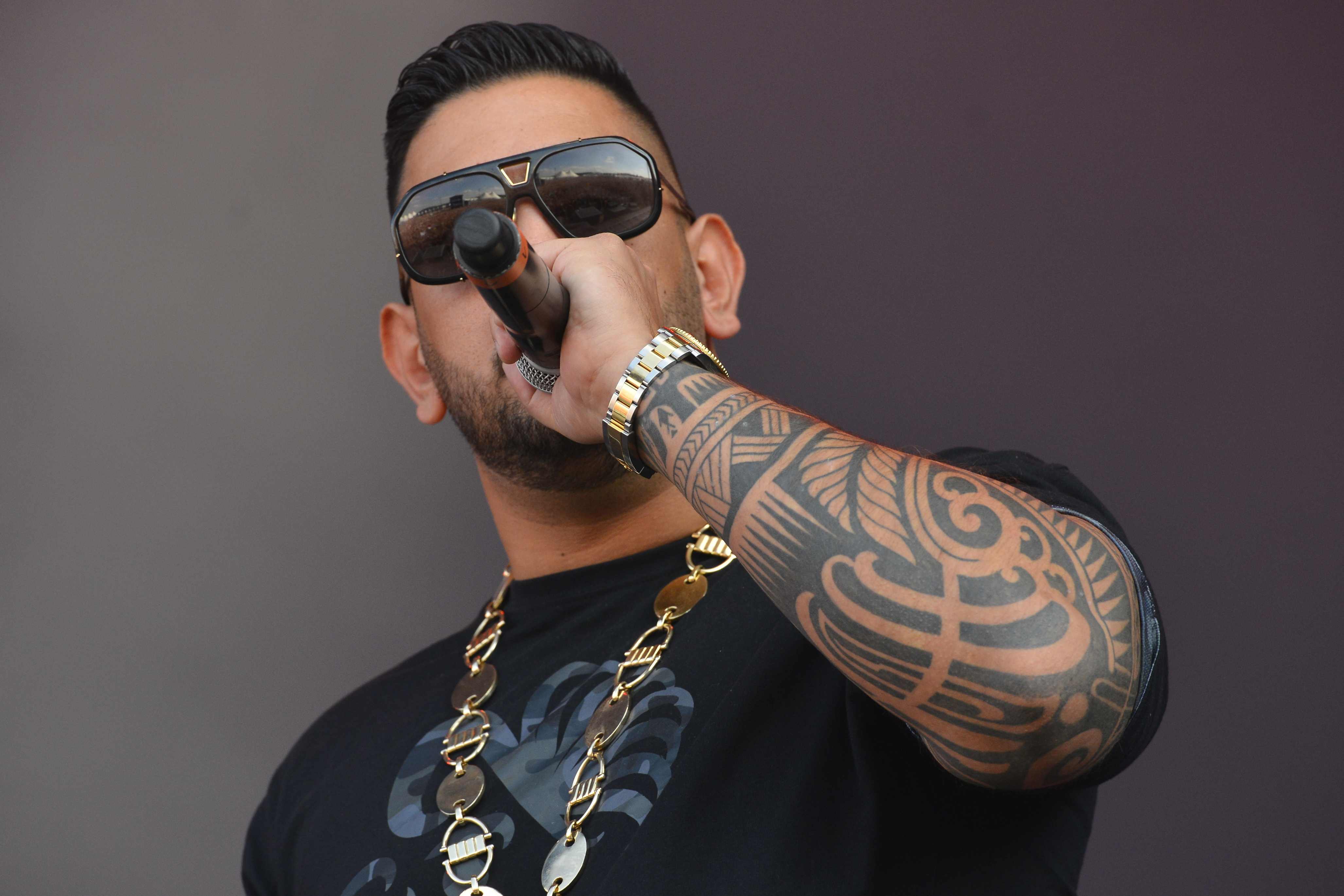 170624-08-haftbefehl-rolling-stone-me-006