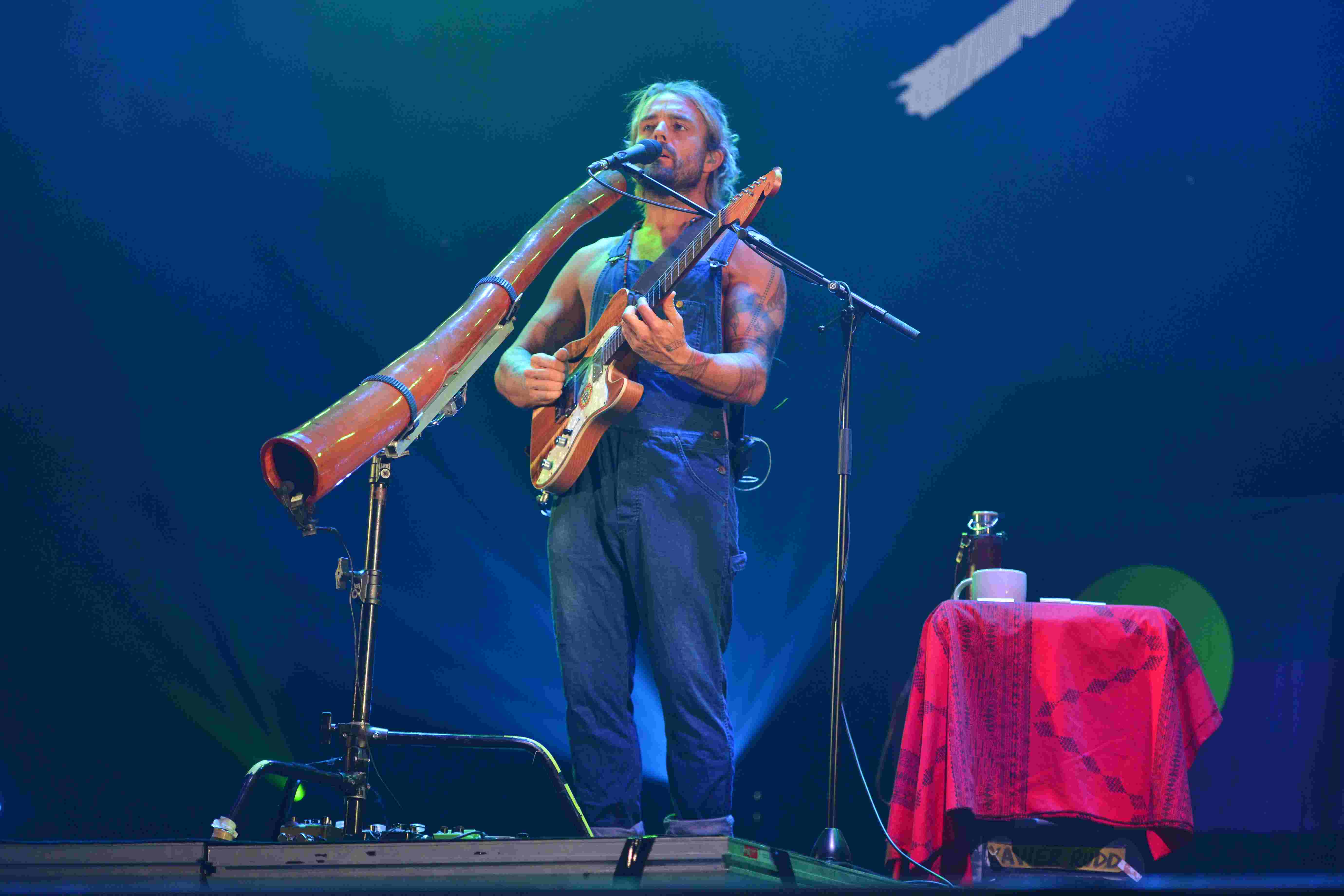 170624-12-xavier-rudd-rolling-stone-me-001