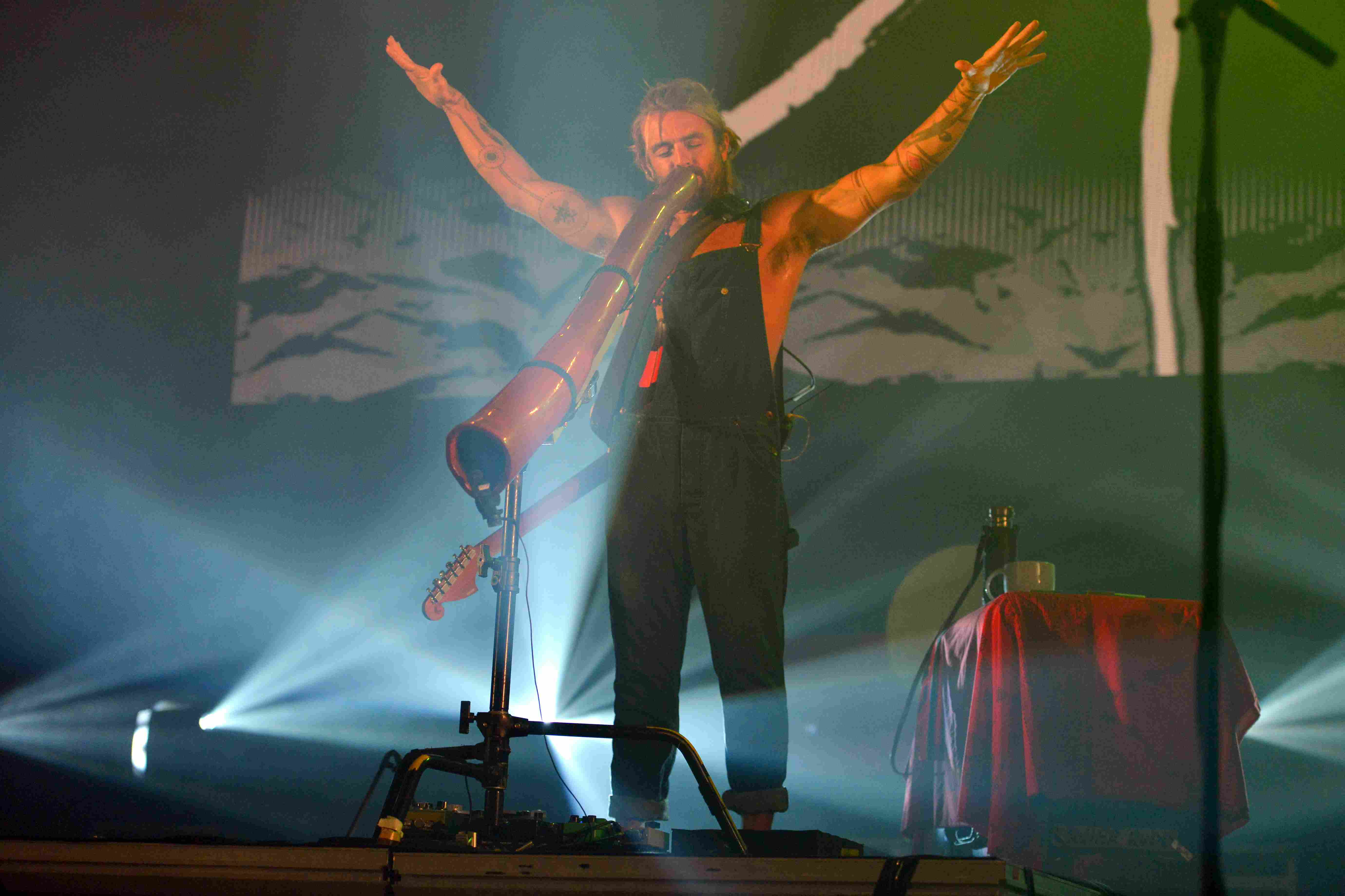 170624-12-xavier-rudd-rolling-stone-me-003