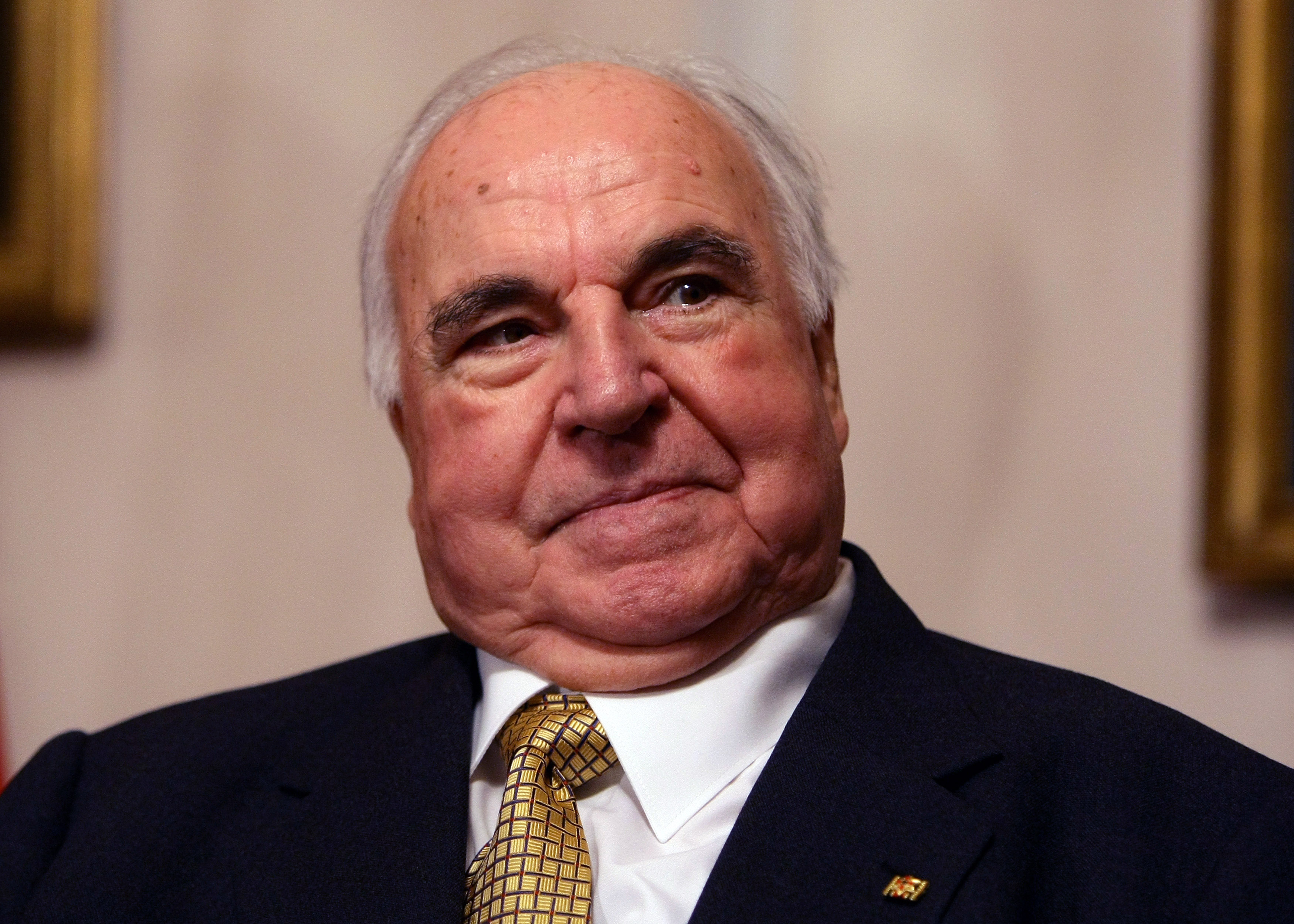 Helmut Kohl ist am 16. Juni 2017 im Alter von 87 Jahren gestorben. Kohl war von 1982 bis 1998 Bundeskanzler.
