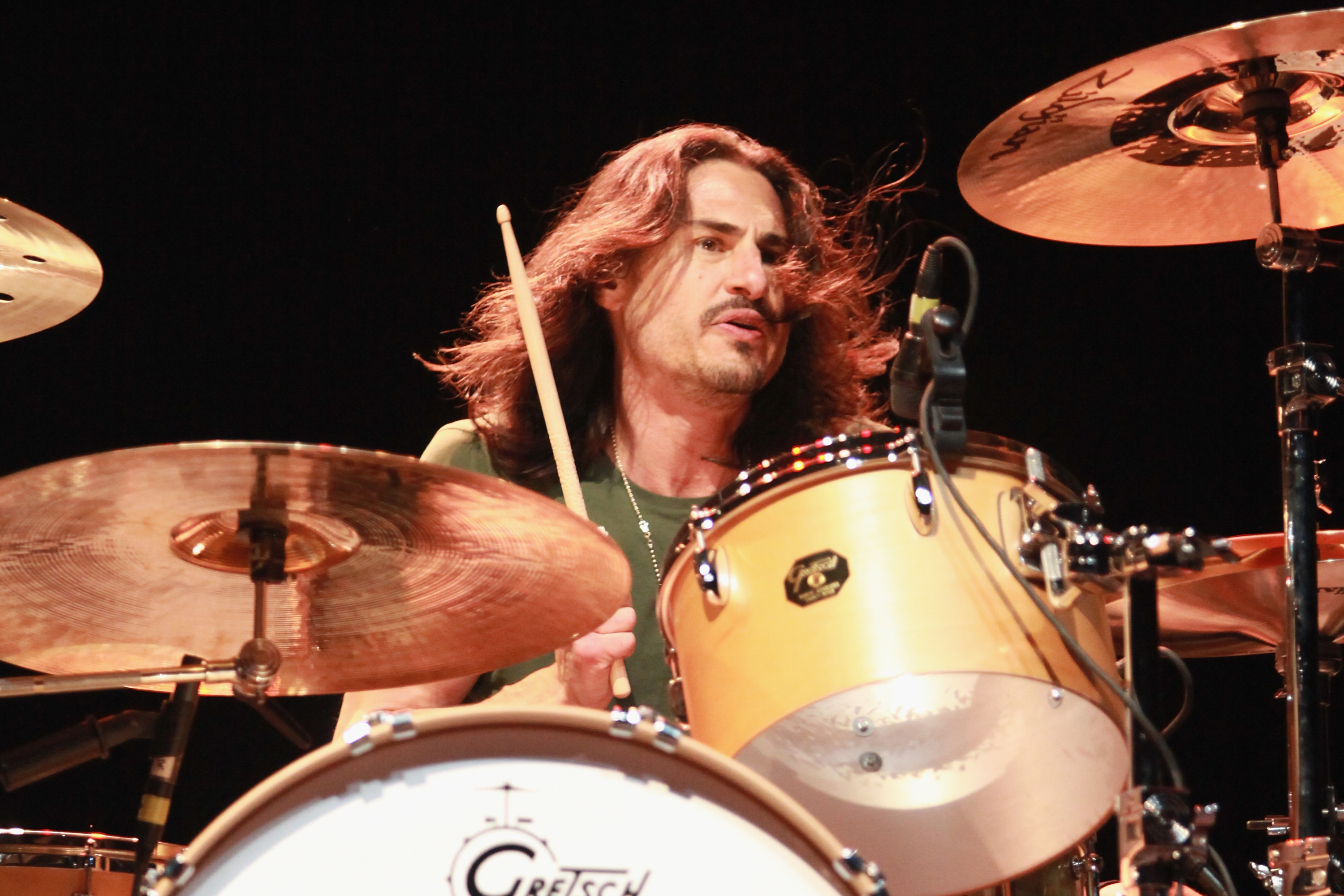Wurde auch ohne Pearl Jam ein Rockstar: Brad Wilk, hier live im Februar 2012 in New York