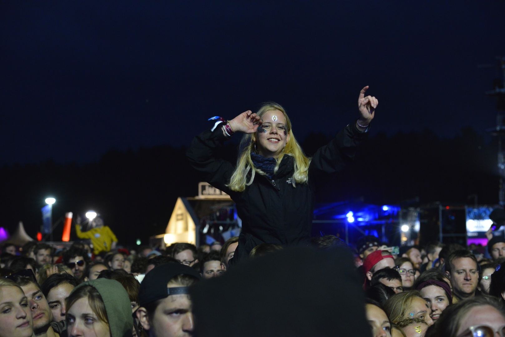 Hurricane-2018-180622 06 Two Door Cinema Club 0004