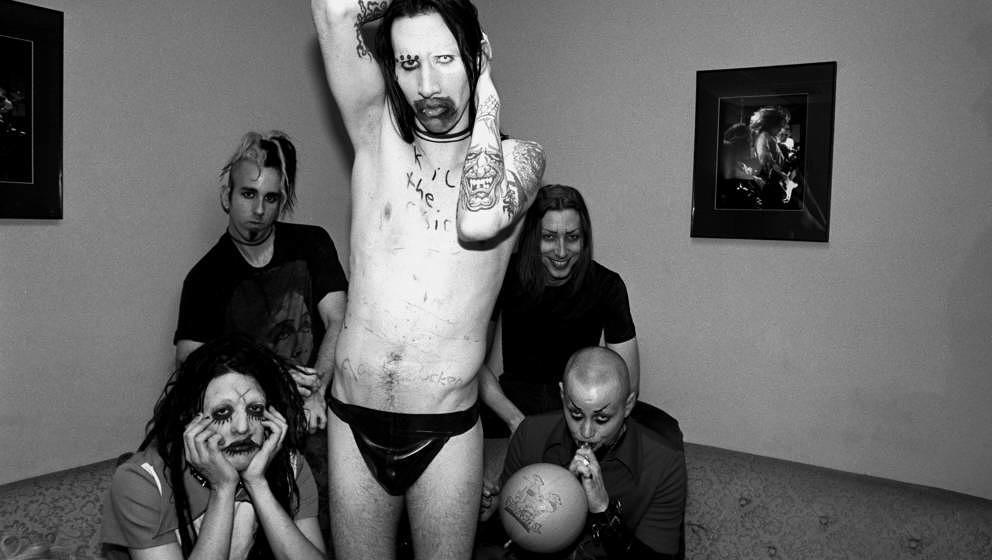NEW YORK - JUNE 1995:  American rock band Marilyn Manson backstage at the taping of the last episode of the 'Jon Stewart Show