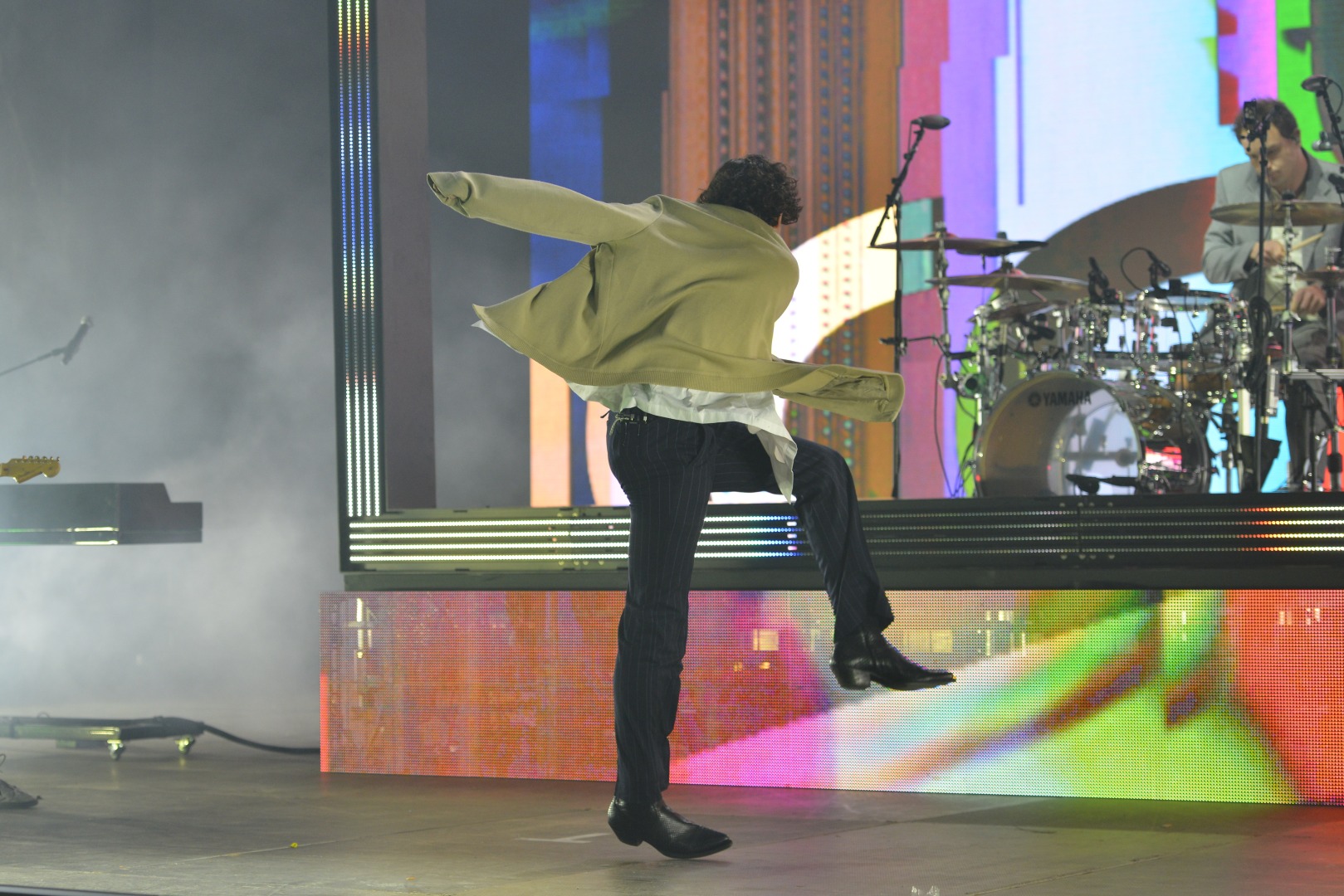 190607 The 1975 Crater Stage 0003