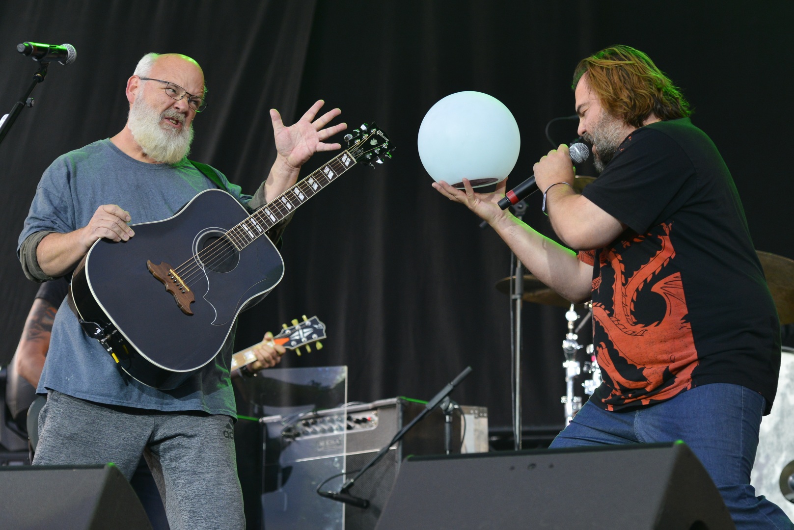 190609 07 Tenacious D Volcano Stage 0001
