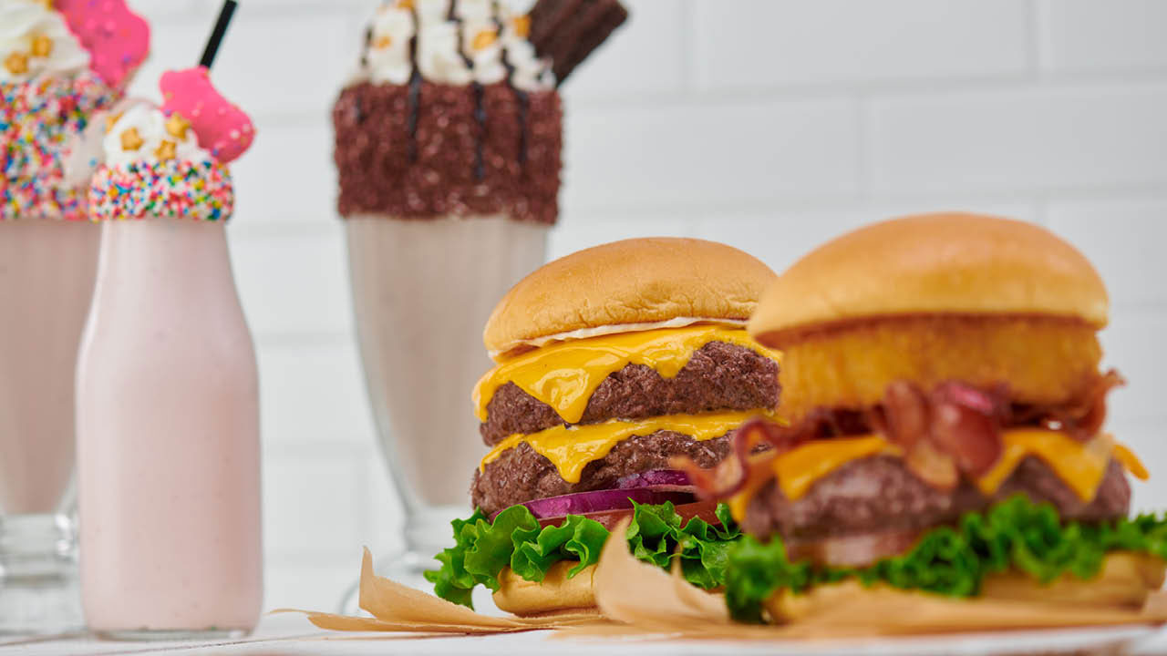 hard-rock-cafe-burger-milk-shake
