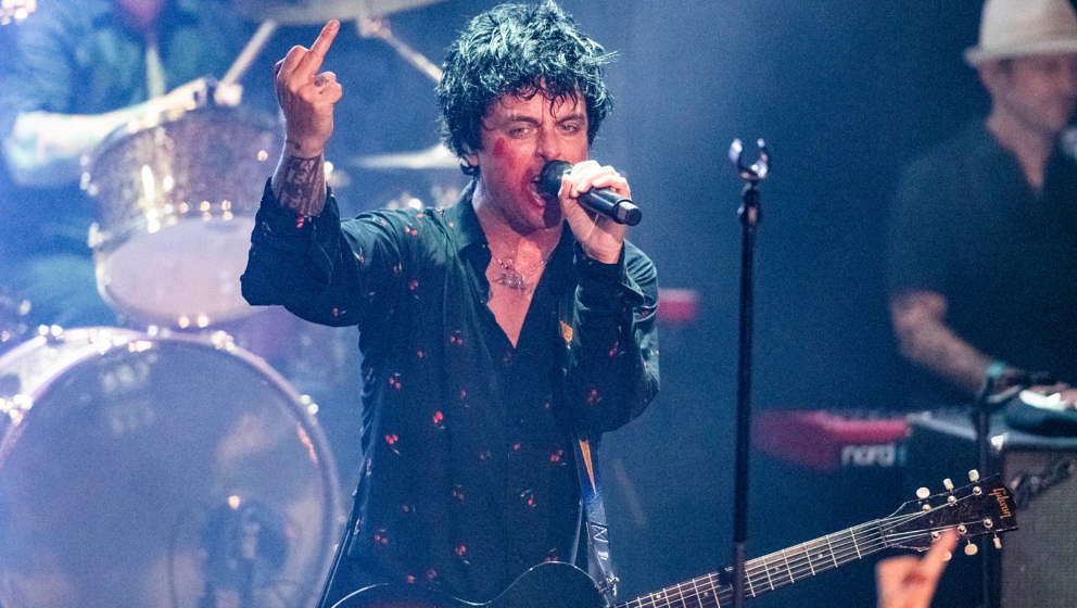 WEST HOLLYWOOD, CALIFORNIA - SEPTEMBER 10: Billie Joe Armstrong of Green Day performs during the “Hella Mega Tour” announ