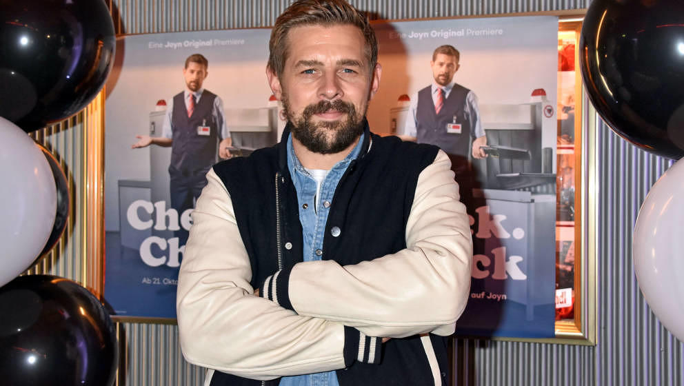 „Check Check“ Klaas HeuferUmlauf hat jetzt seine eigene