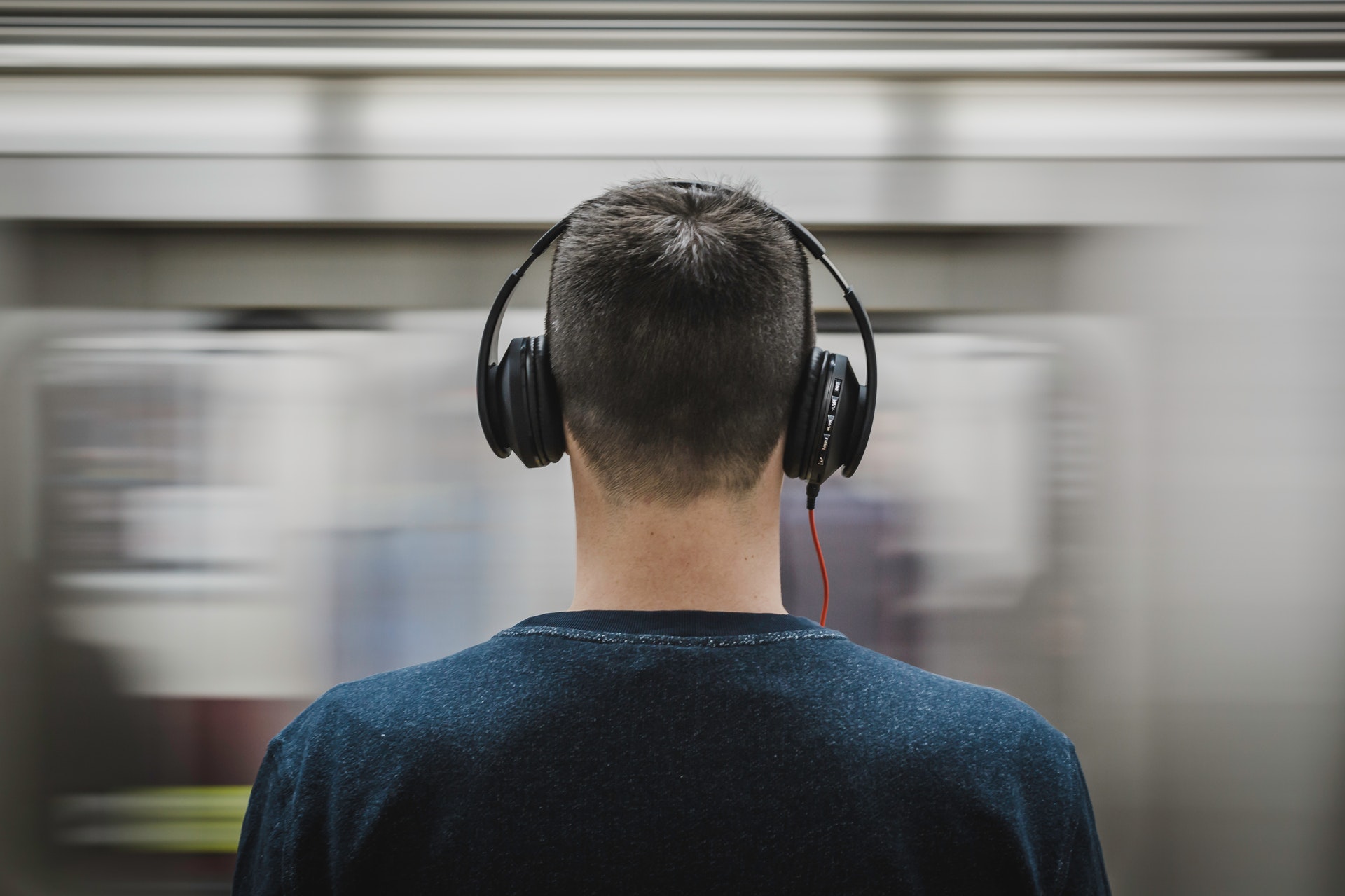 Kopfhörer liefern je nach Form und Technik des Gerätes einen anderen Klang