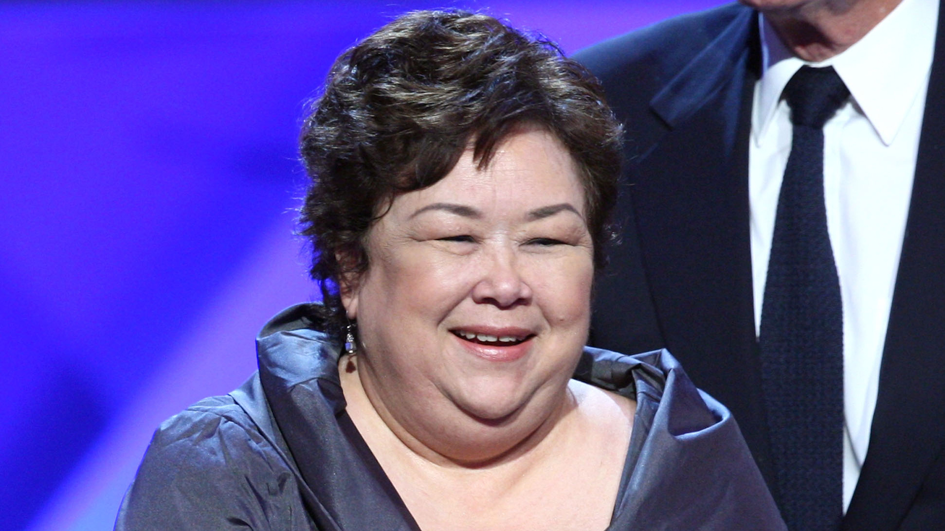 US-Schauspielerin Kellye Nakahara (M*A*S*H) starb am 16. Februar 2020 mit 72 Jahren in Pasadena an den Folgen einer Krebserkrankung