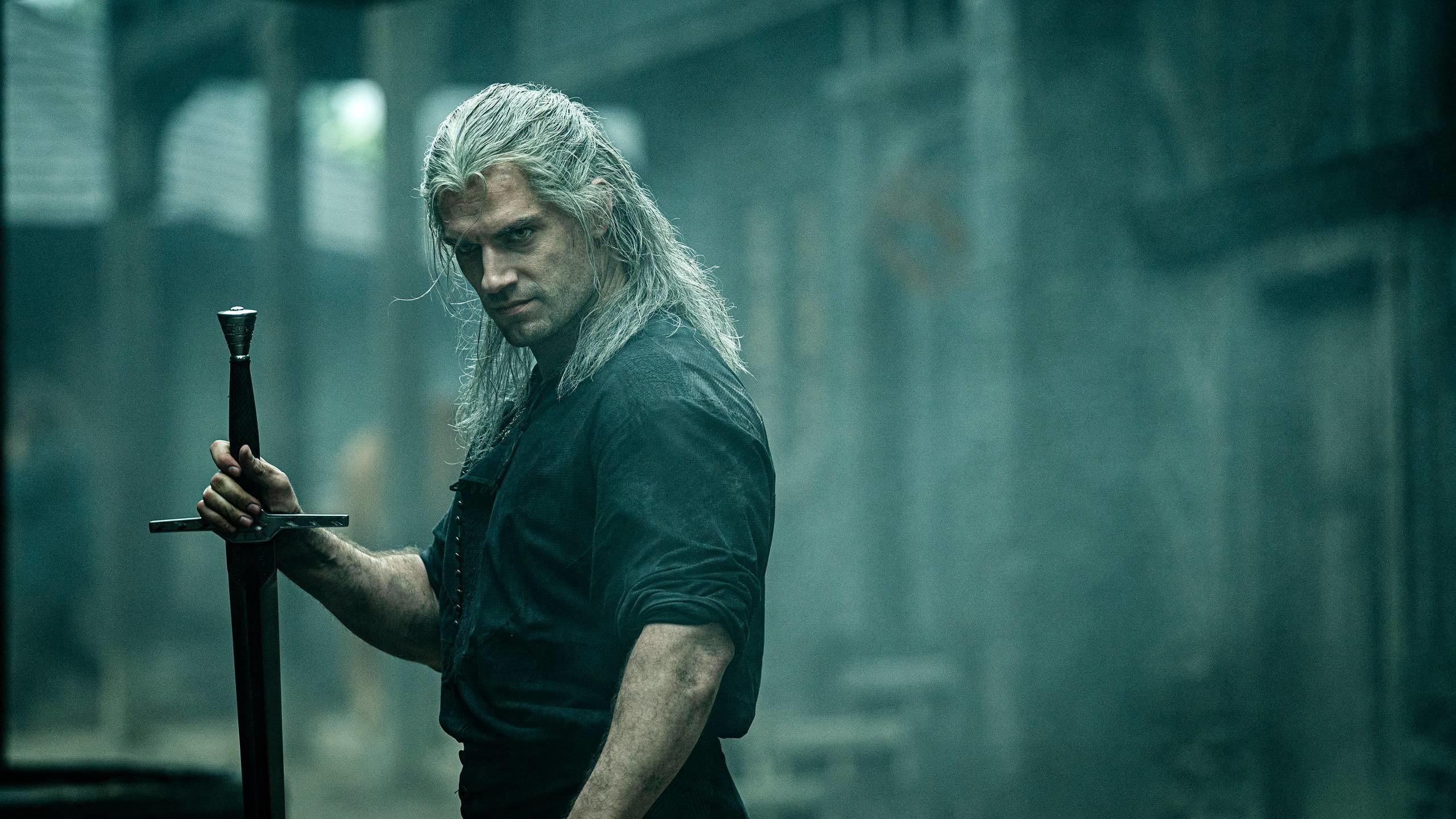 Geralt von Riva (Henry Cavill) ist die Hauptfigur der Hexer-Saga