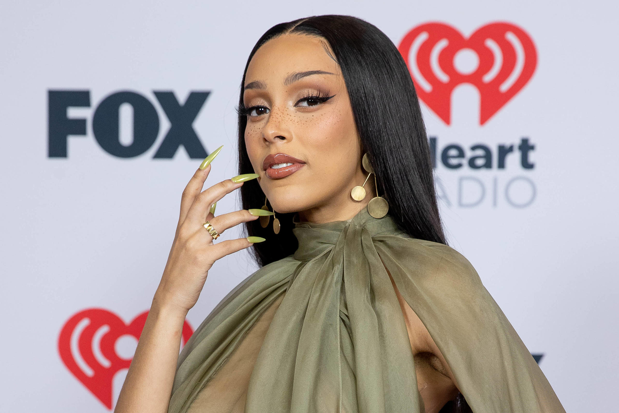 Doja Cat K ndigt Drittes Studioalbum PLANET HER An