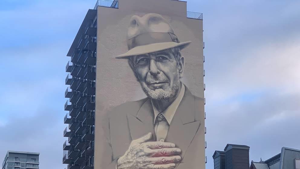 Das hochhaushohe Mural für Leonard Cohen in der Crescent Street