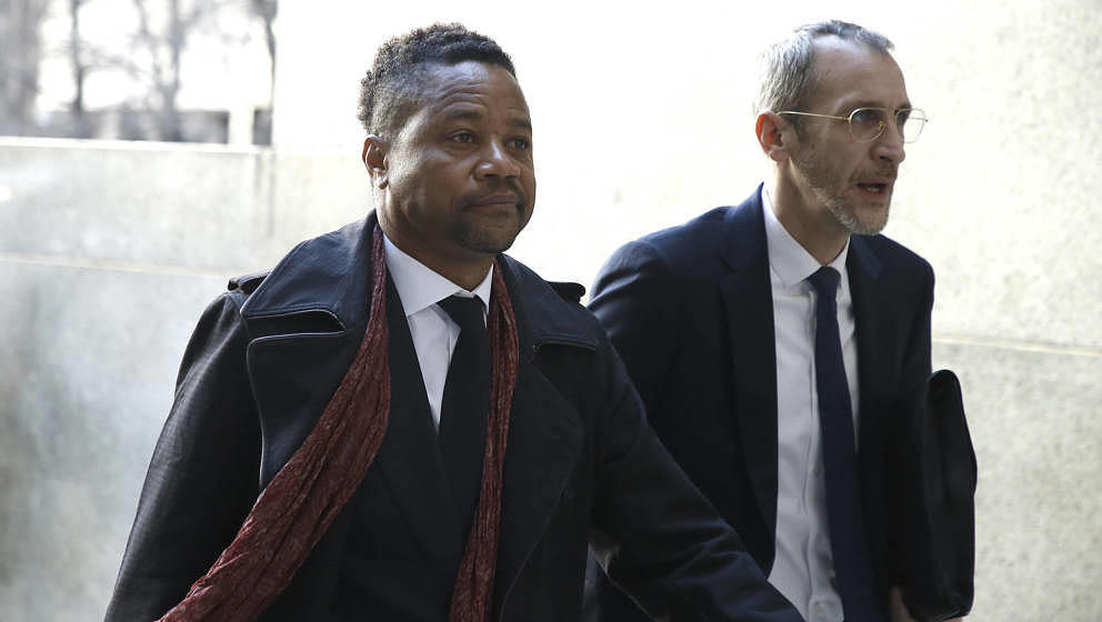 NEW YORK, NEW YORK - JANUARY 22: Cuba Gooding Jr. arrives at court in lower Manhattan on January 22, 2020 in New York City. (