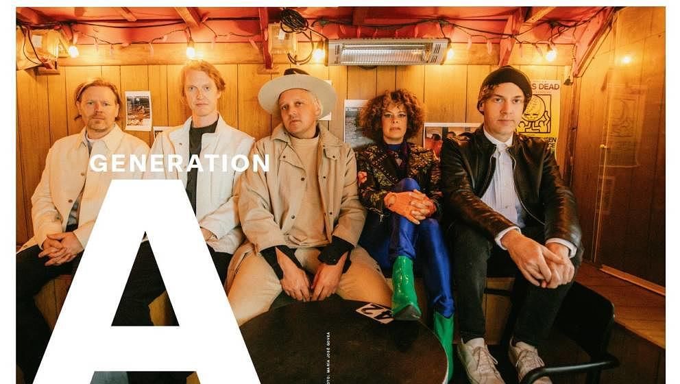 Auszug aus unserer Titelgeschichte über Arcade Fire im Musikexpress 6/2022