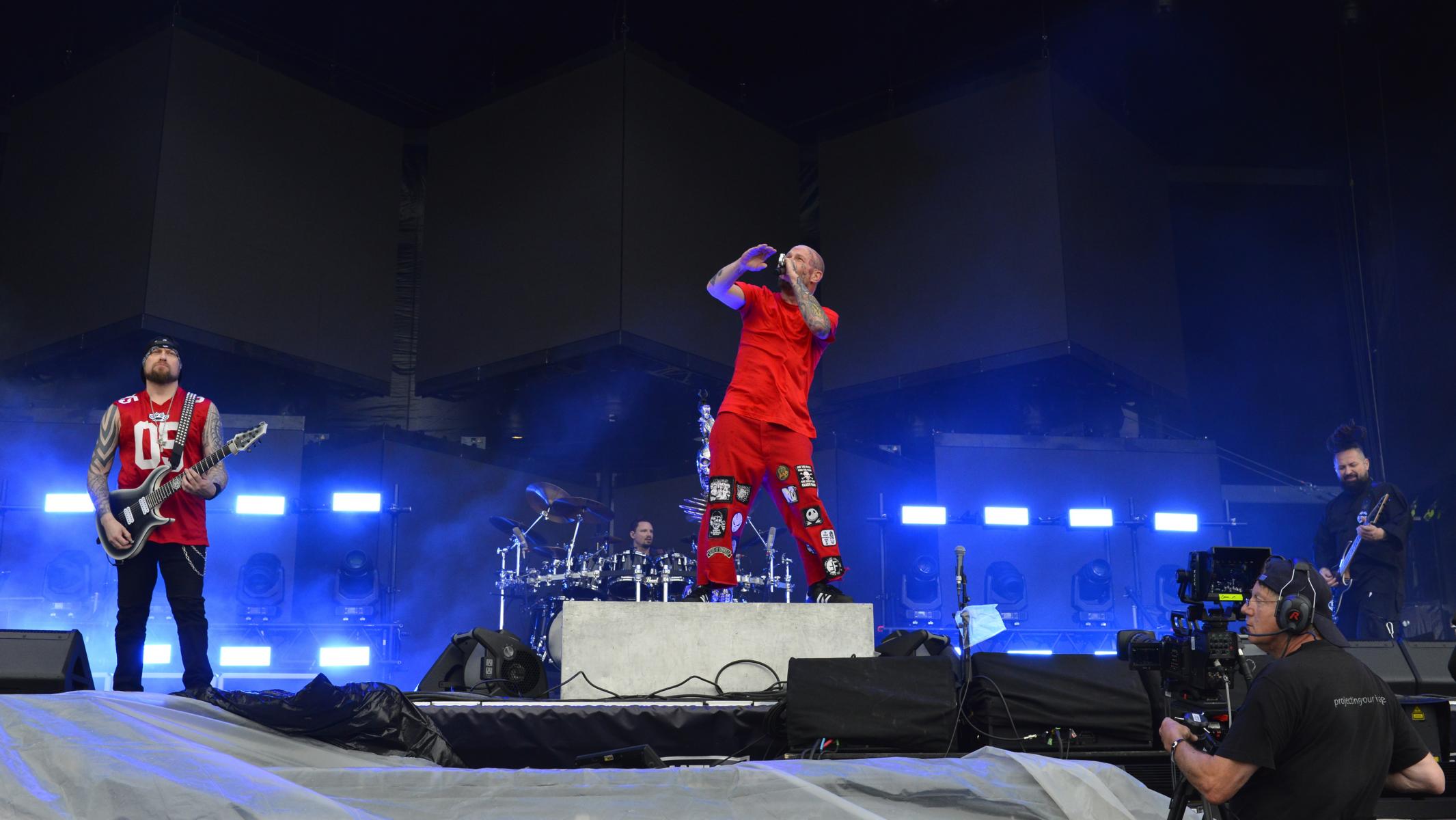 K1600_220624 06 Five Finger Death Punch 0006