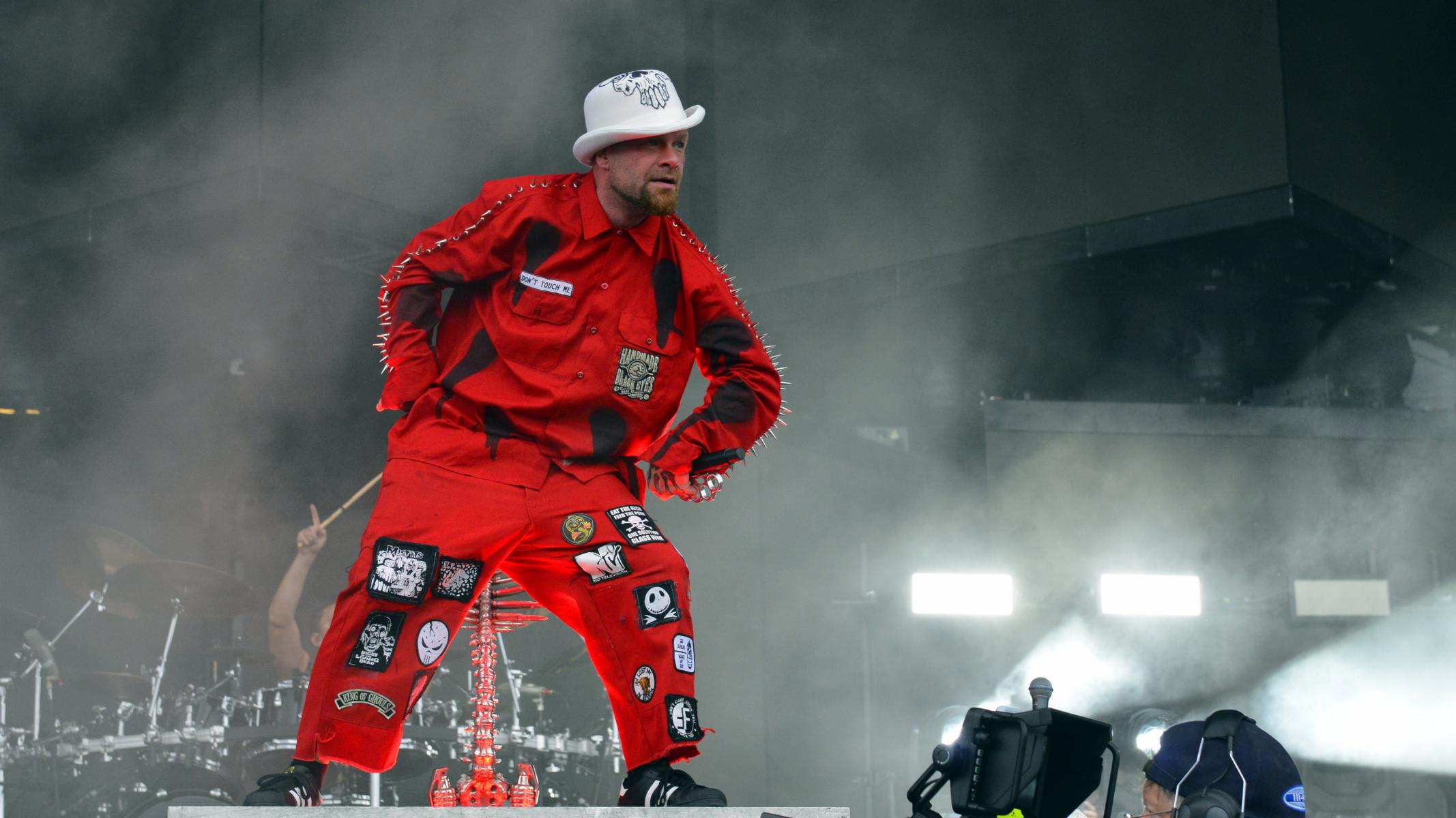 K1600_220624 06 Five Finger Death Punch 0017