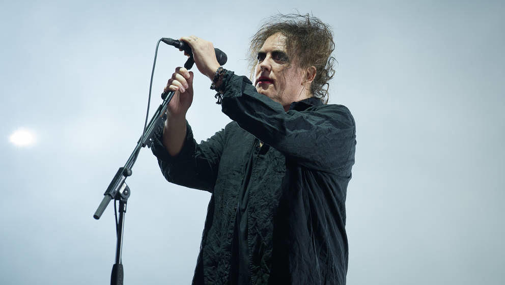 SAINT-CLOUD, FRANCE - AUGUST 23:  Robert Smith from The Cure performs at Rock en Seine on August 23, 2019 in Saint-Cloud, Fra