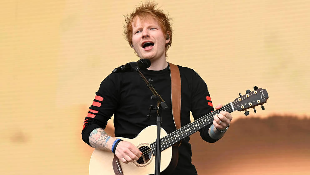 COVENTRY, ENGLAND - MAY 28: Ed Sheeran performs on stage during Radio 1's Big Weekend 2022 at War Memorial Park on May 28, 20