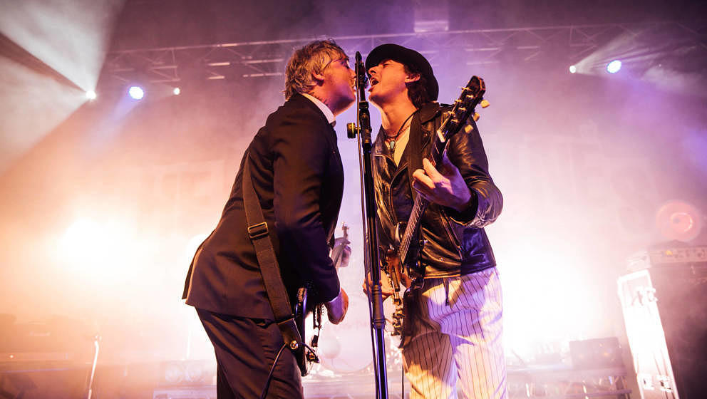 CARDIFF, WALES - AUGUST 05: Pete Doherty and Carl Barât of The Libertines performs on stage at Cardiff University on August 